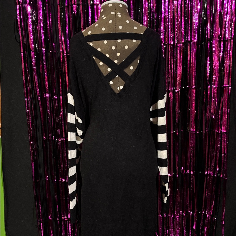 SOLD - Picture 5 of 5